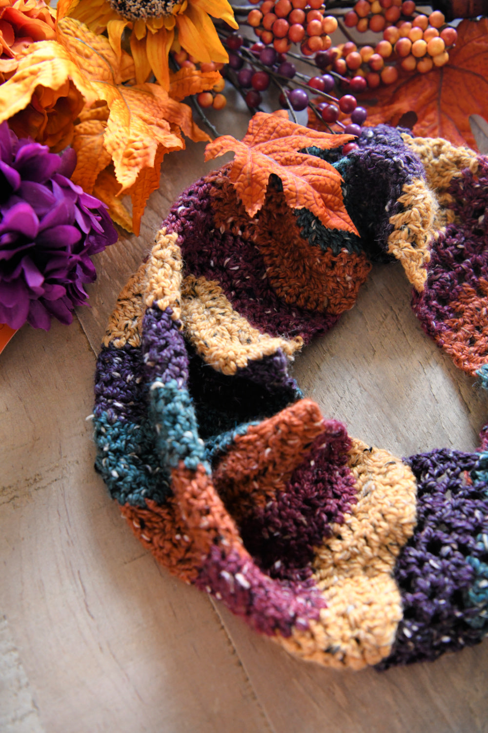 City Tweed Chevron Crochet Cowl Pattern