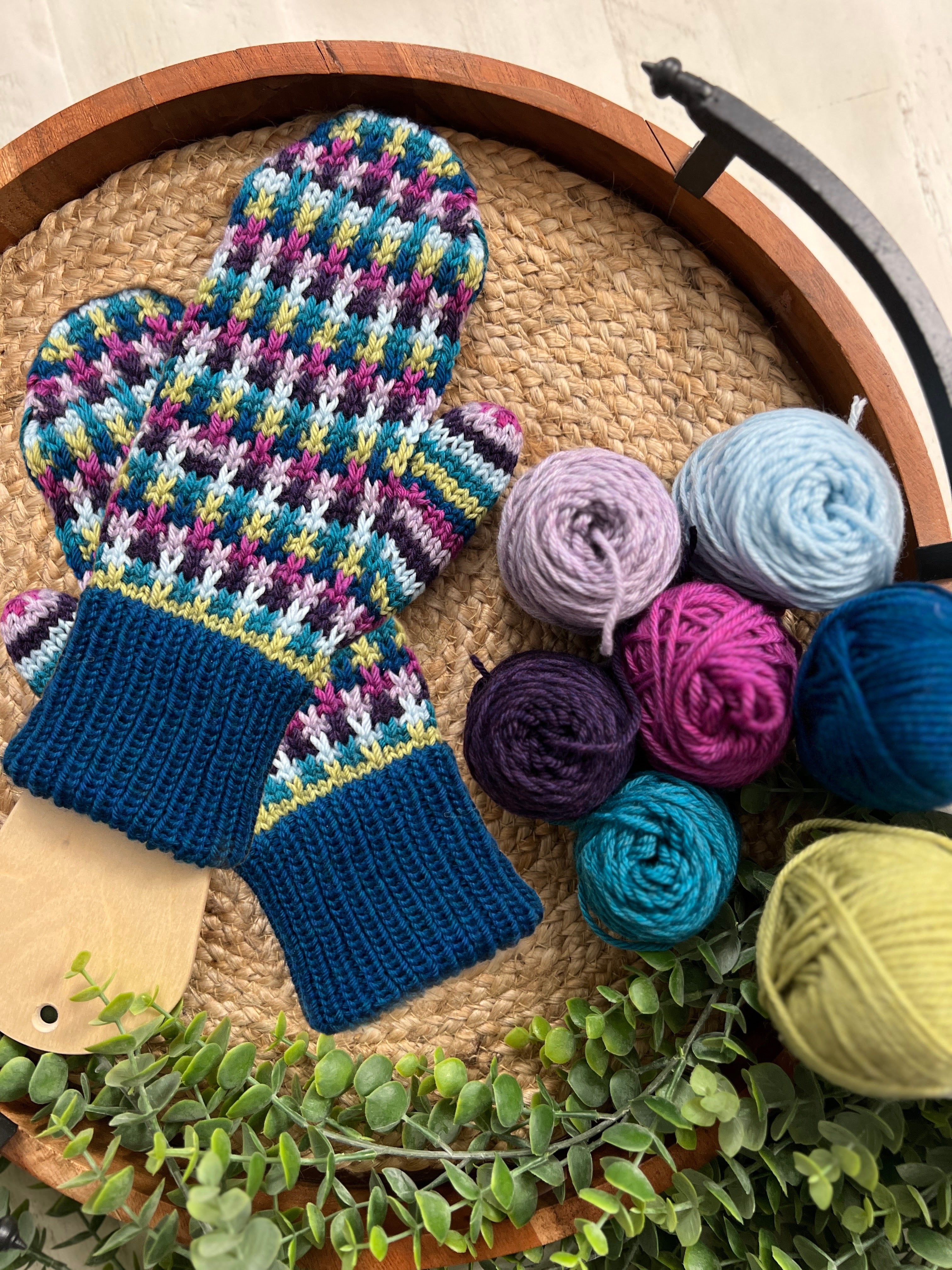 Pixel Pop Knit Mitten Pattern