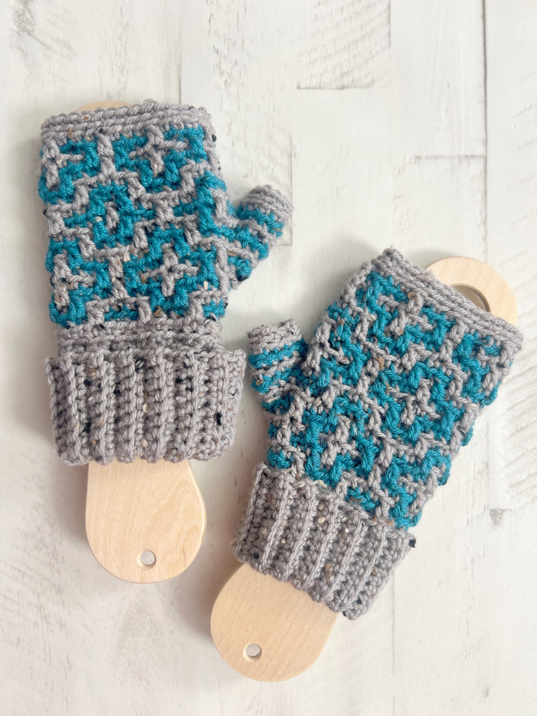 Cinnamon Dreams Crochet Fingerless Mittens Pattern PDF | Mosaic Crochet ...