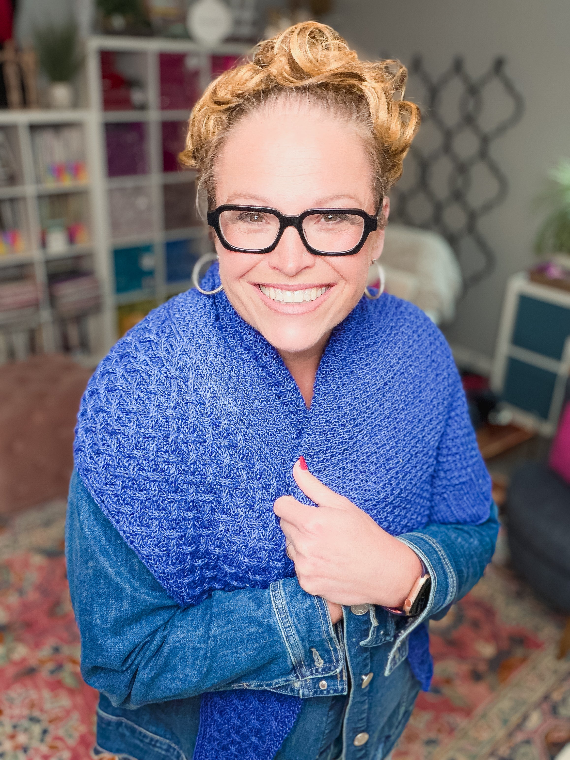 Eowyn Cable Knit Shawl Pattern – Textured Triangle Shawl Knitting PDF for Intermediate Knitters