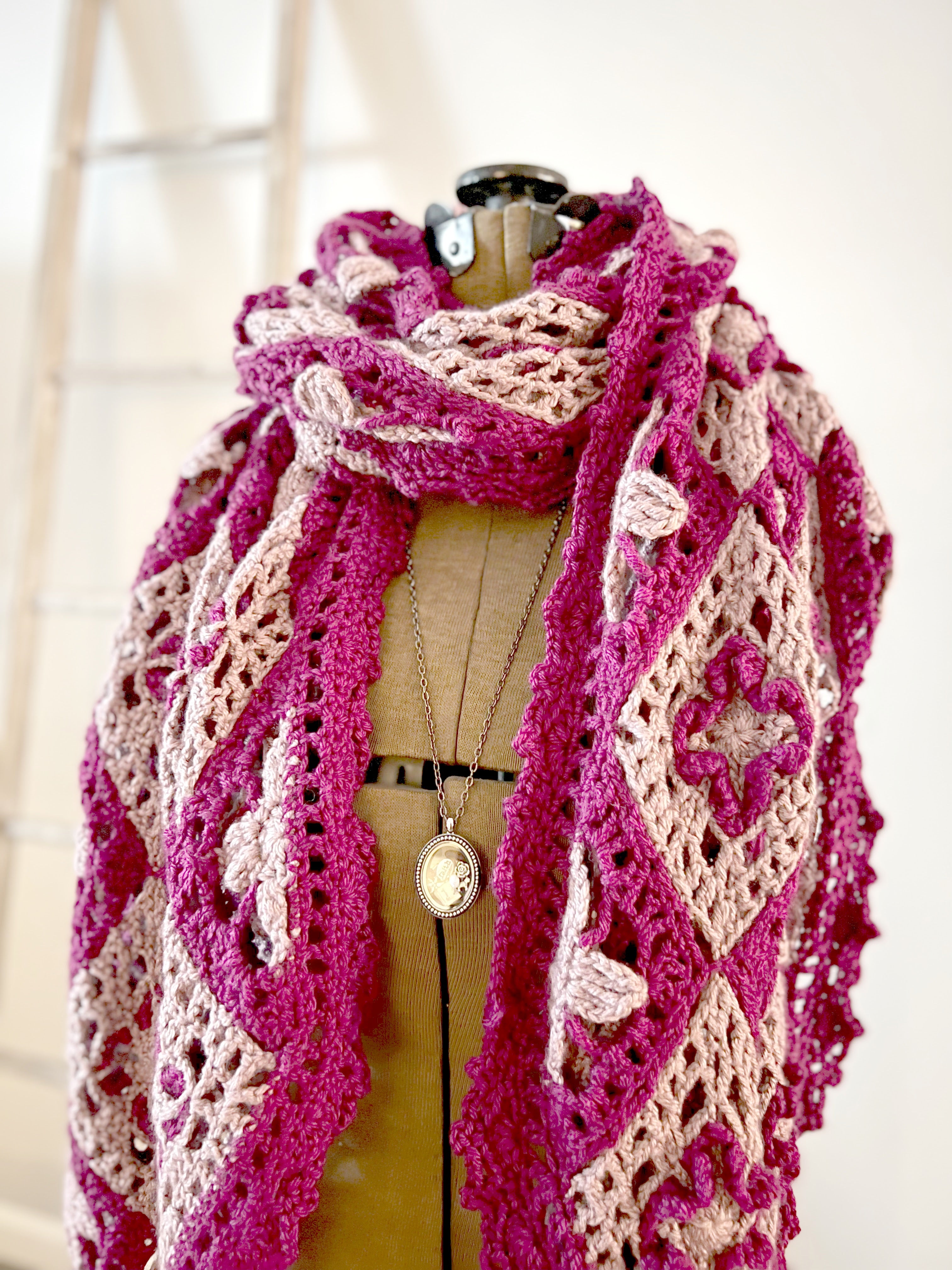 Fernanda Motif Crochet Wrap