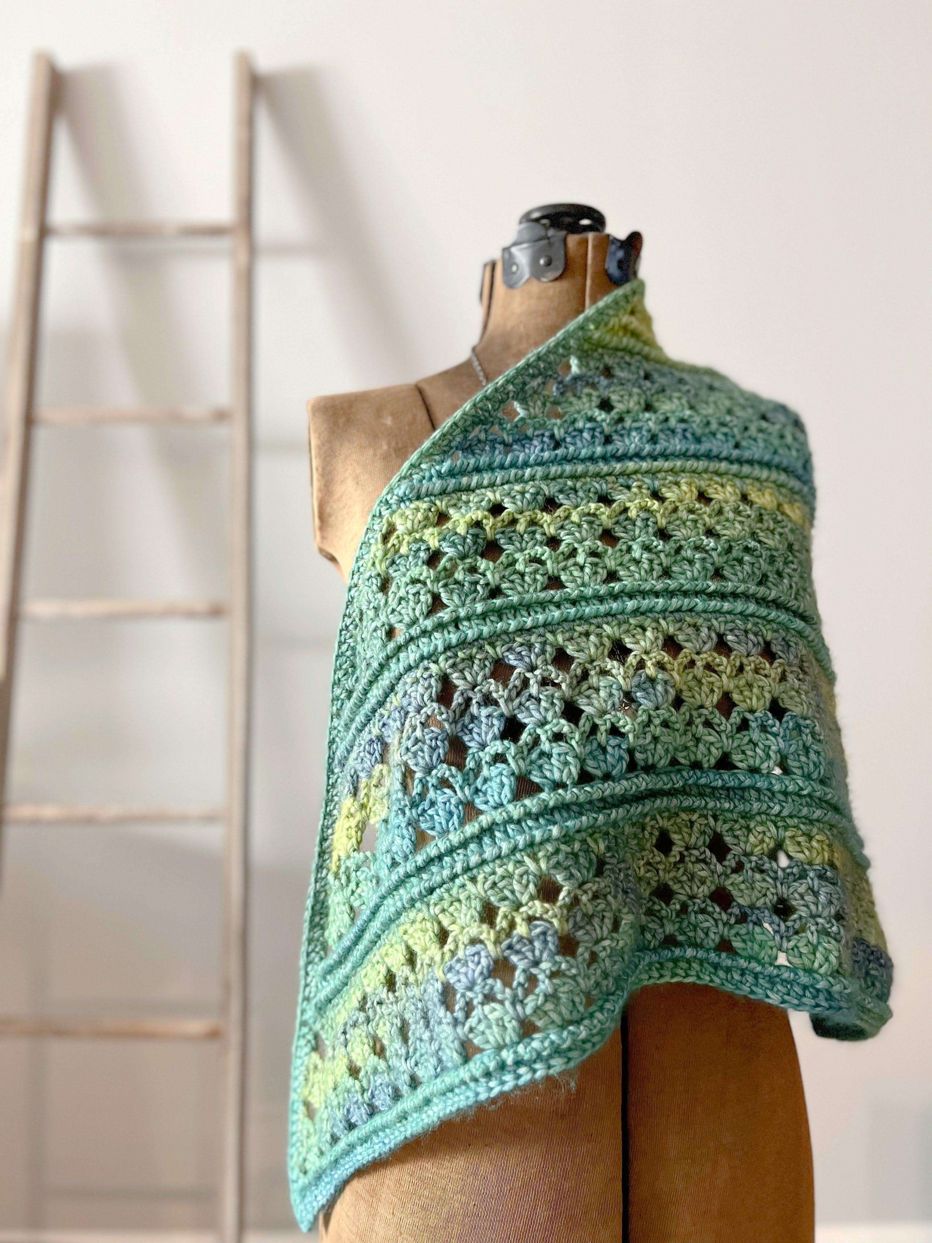 Spring Blooms in Yarn: The Caron Blossom Cakes
