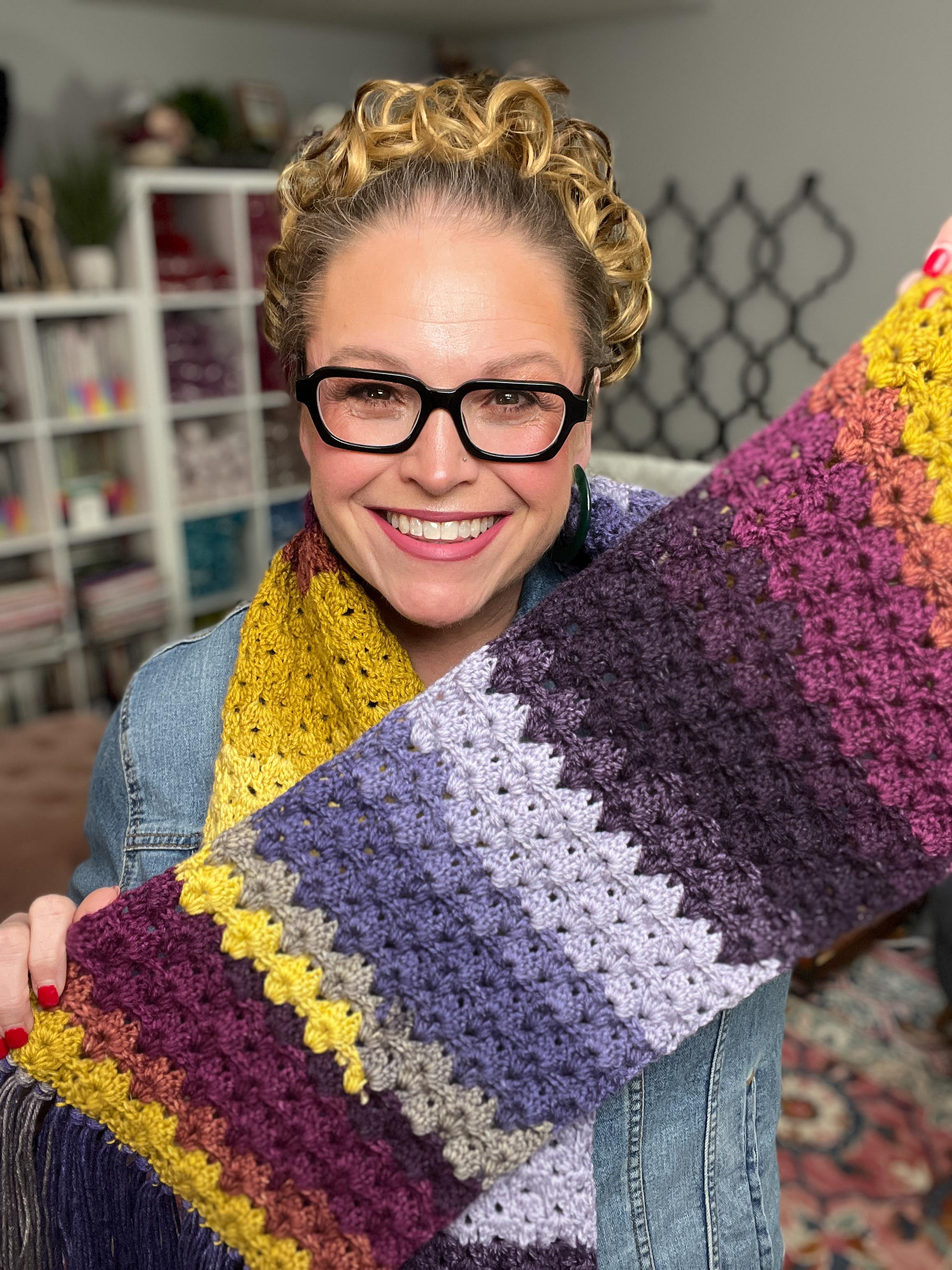 Petal Link Lace Crochet Scarf Pattern | Elegant Crochet Lace Scarf