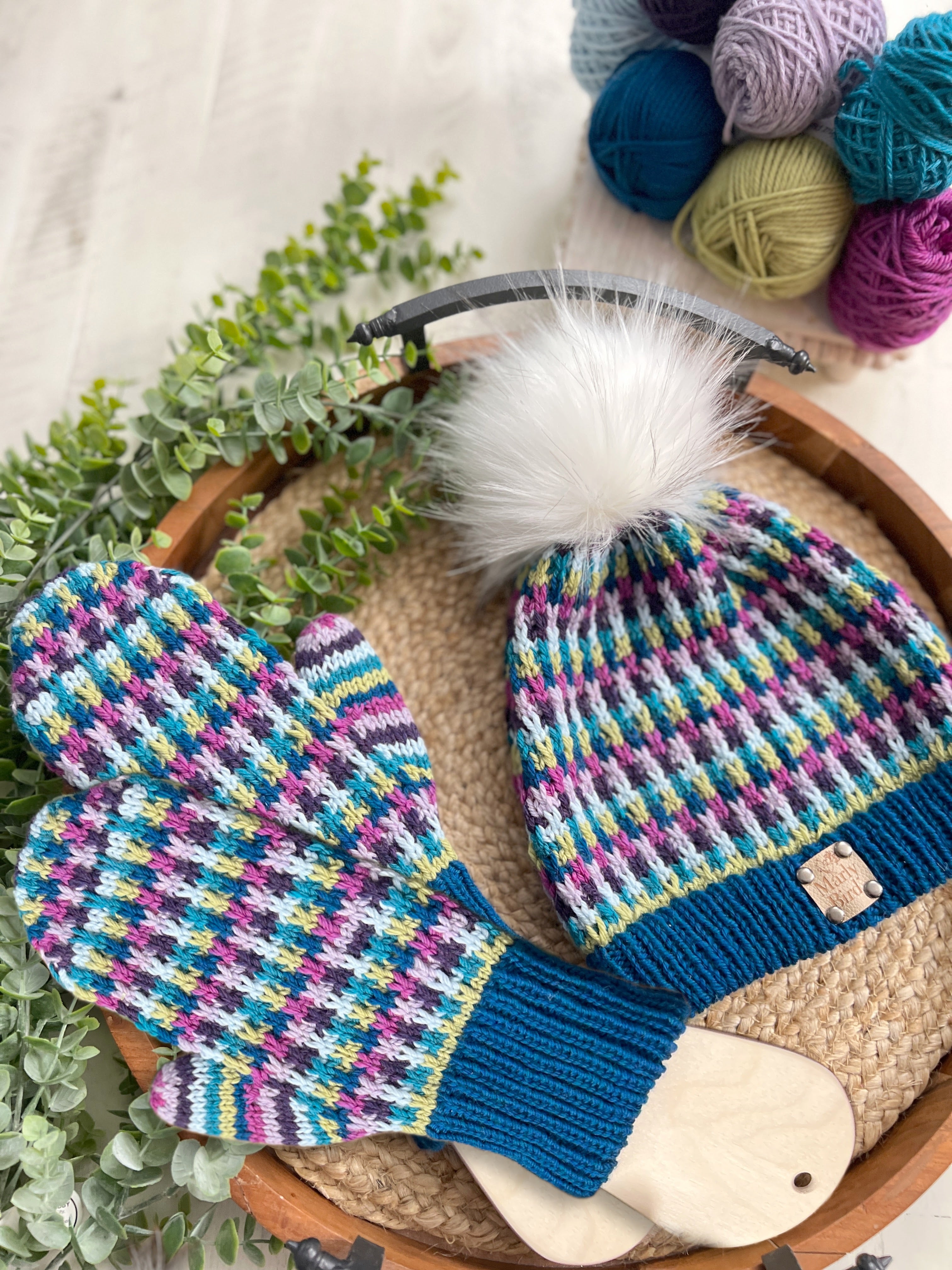 Pixel Pop Knit Mitten Pattern