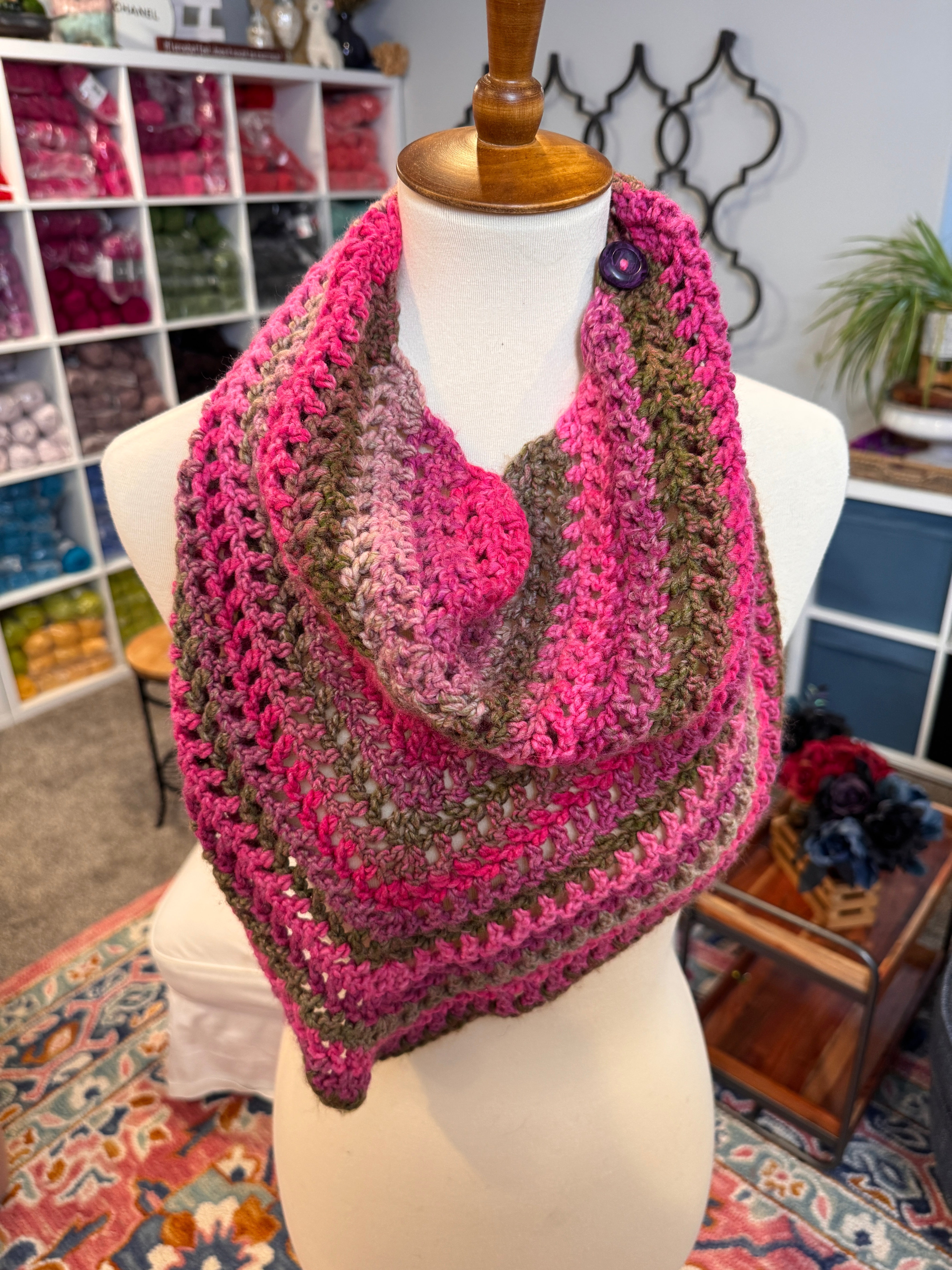 Pink Super Simple Shawlette Sample