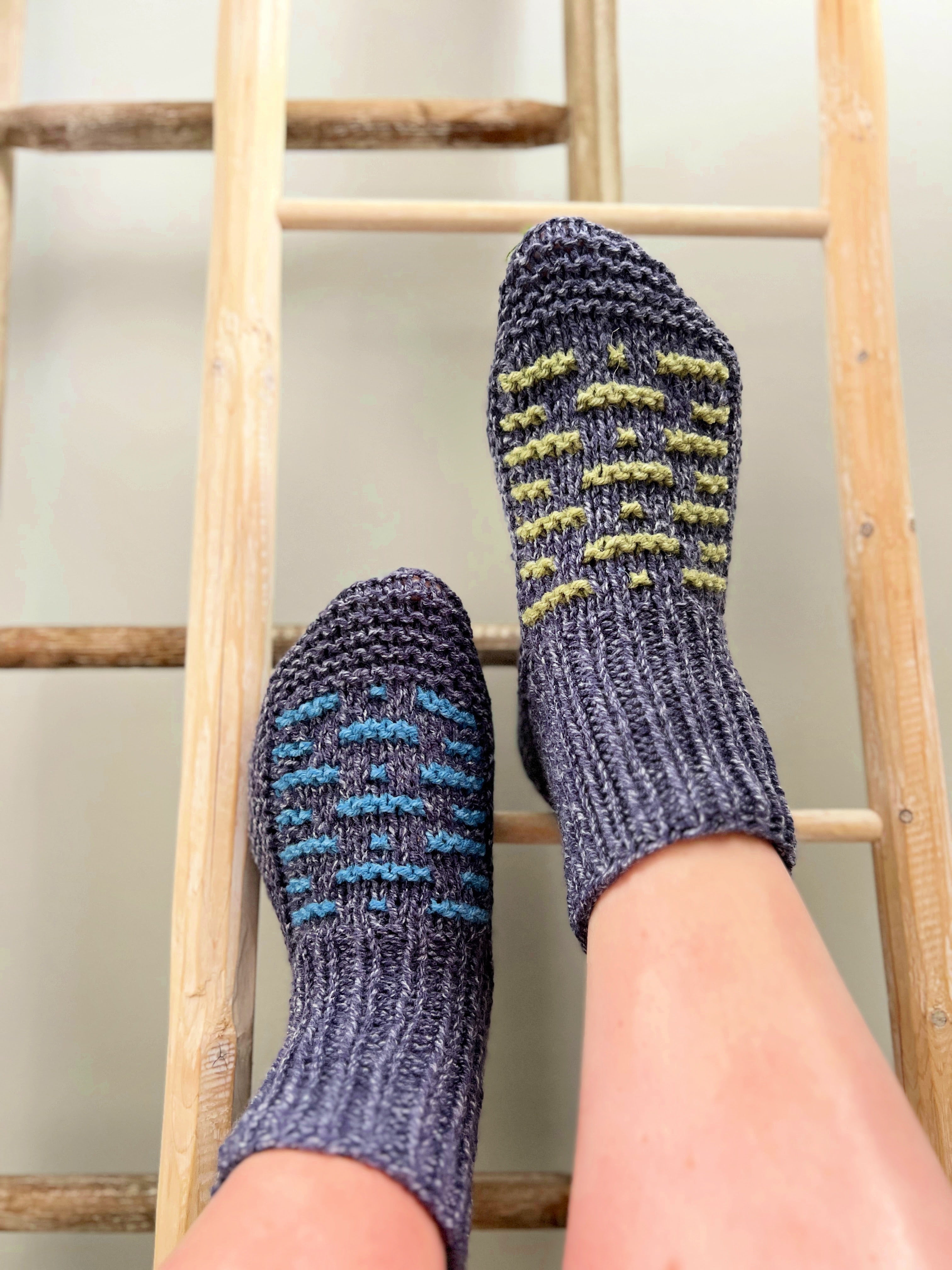 Twilight Trails Knit Mosaic Slippers Pattern