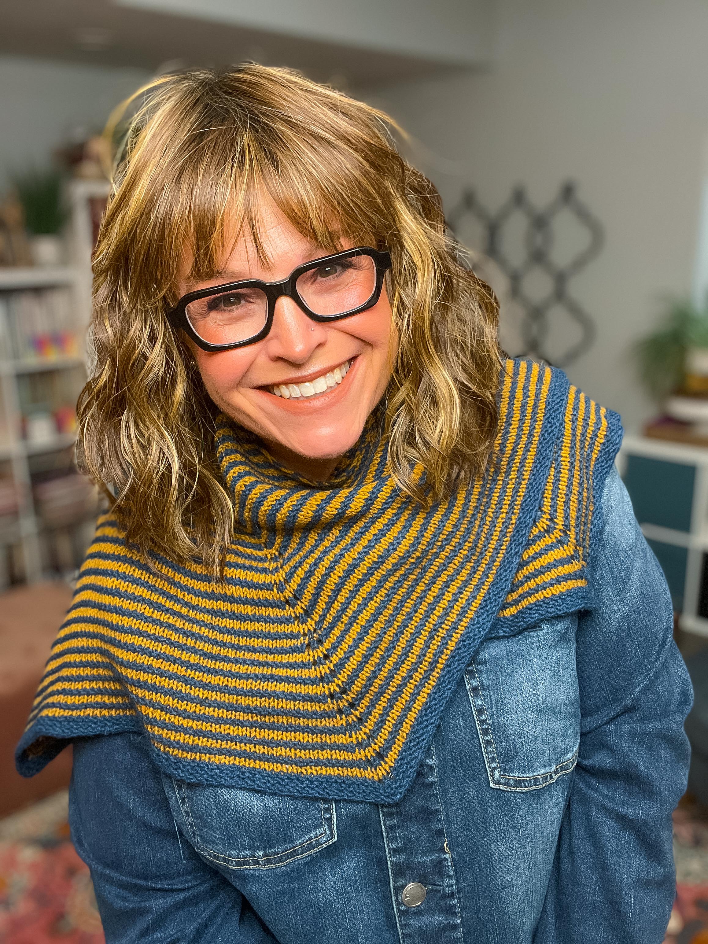 Stellar Stripes Knit Shawl Pattern – Modern Hexagon Two-Color Stripe Knitting Pattern PDF