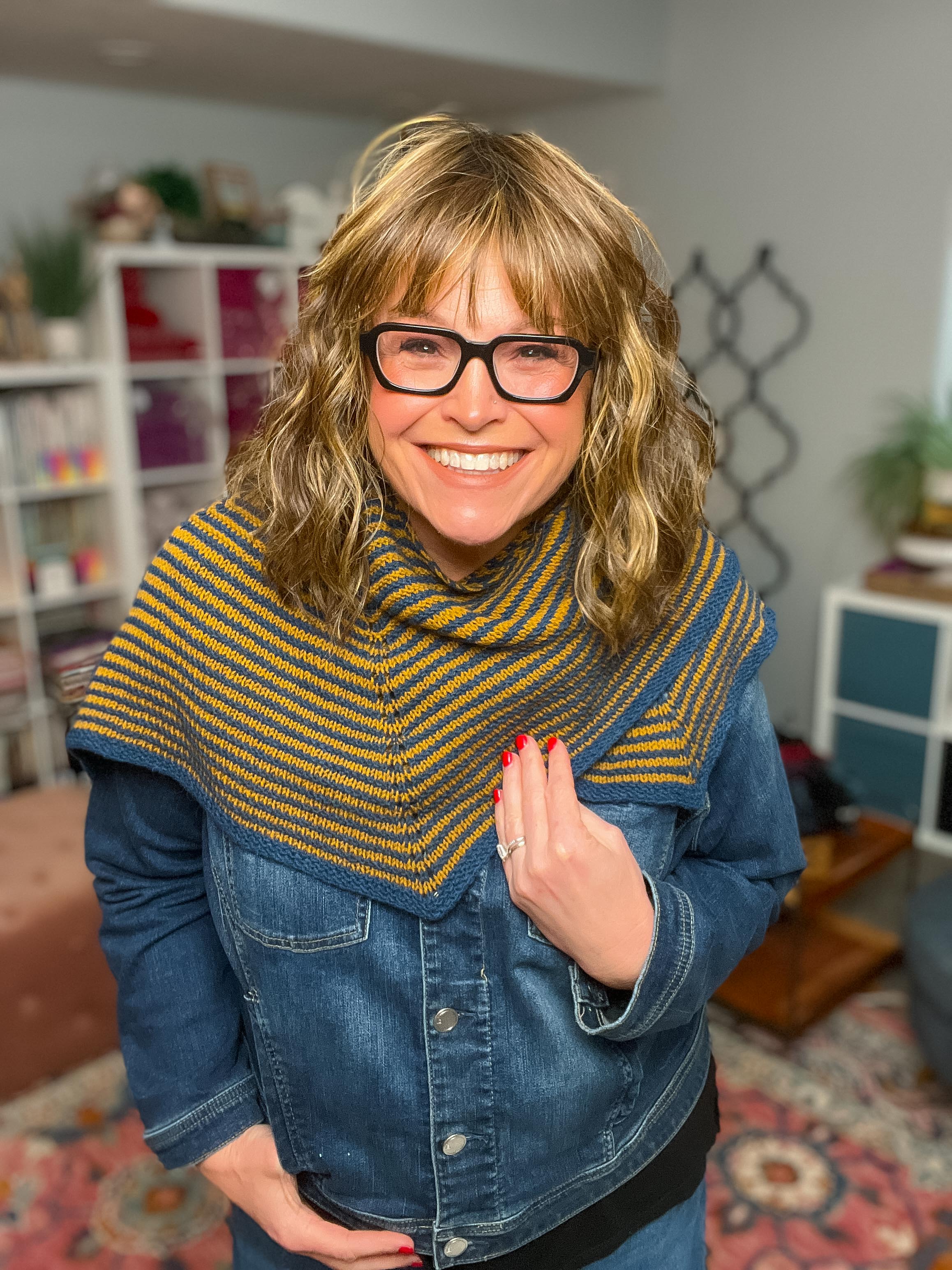 Stellar Stripes Knit Shawl Pattern – Modern Hexagon Two-Color Stripe Knitting Pattern PDF