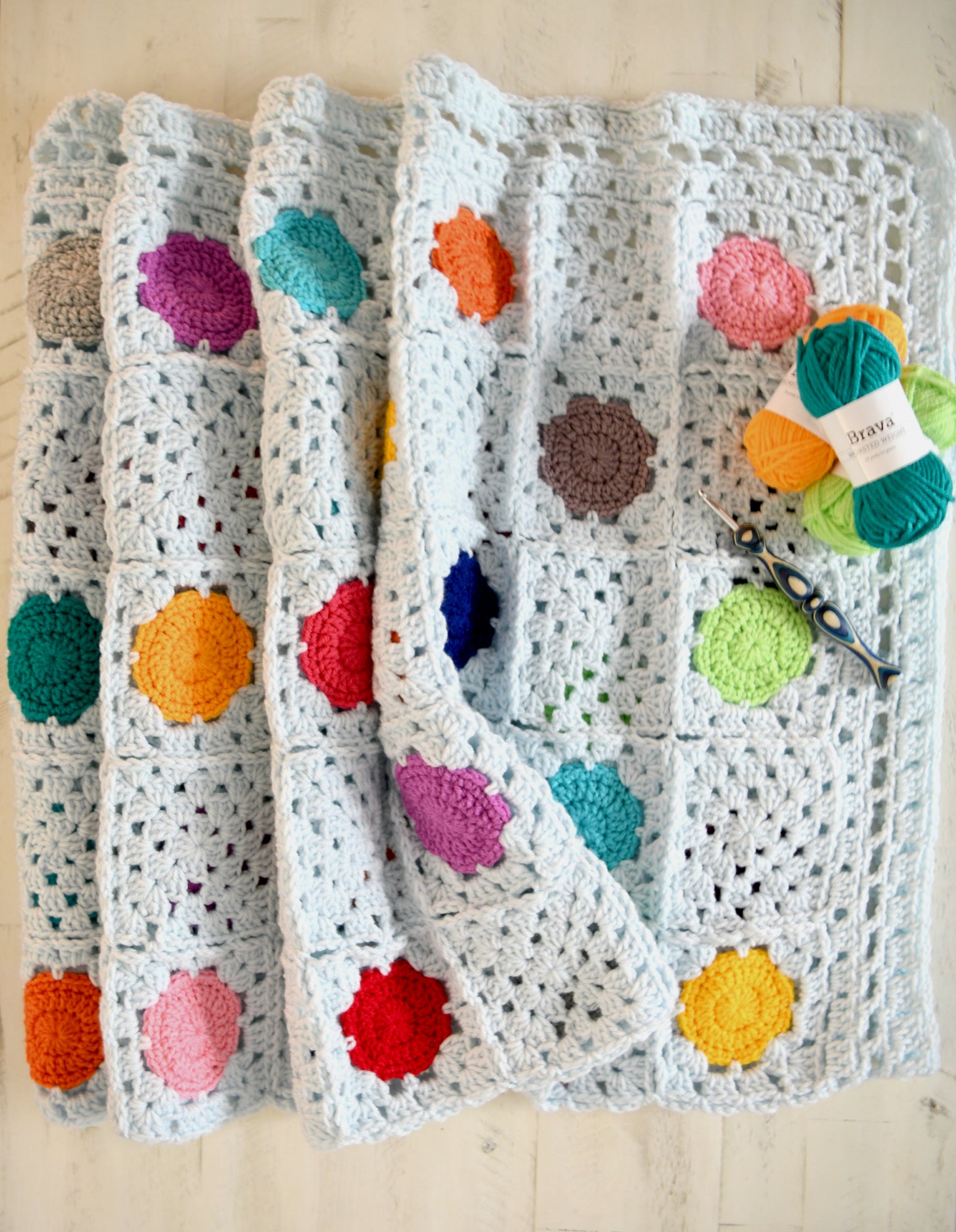 Confetti Dots Granny Crochet Blanket Pattern